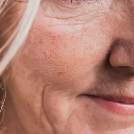Produits cosmetiques anti-age naturels bio vegan pour raffermir et repulper la peau
